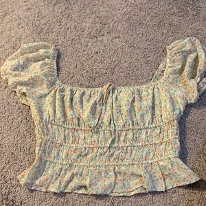 Forever 21 Floral Smocked Puff Sleeve Blouse